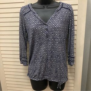 Lucky brand blue and white patterned top with crochet lining